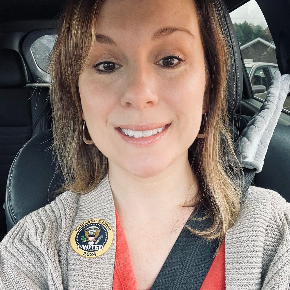 Laura Aylor