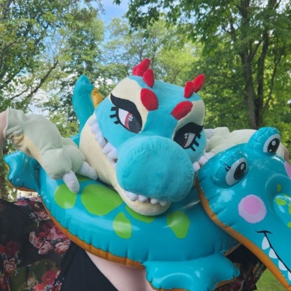 Bazooka the Croc🐊🏖☀️