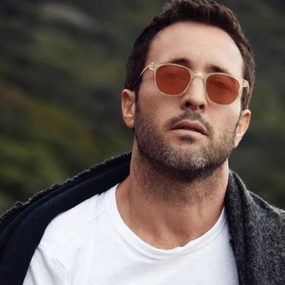 Alex O’Loughlin