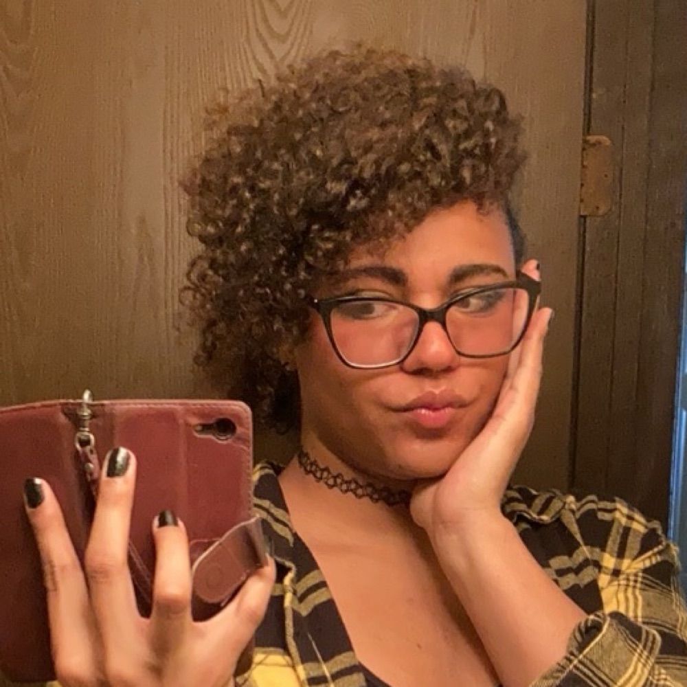 Phoebe (she/they)
