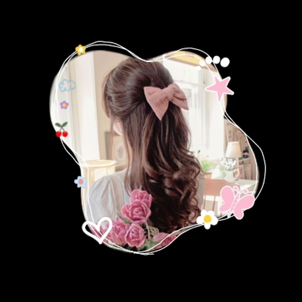 Lunaa. 𖹭