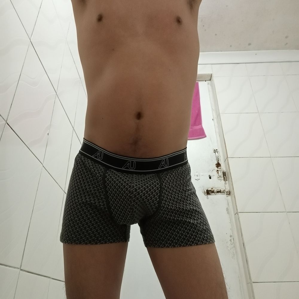 Bi fun guy