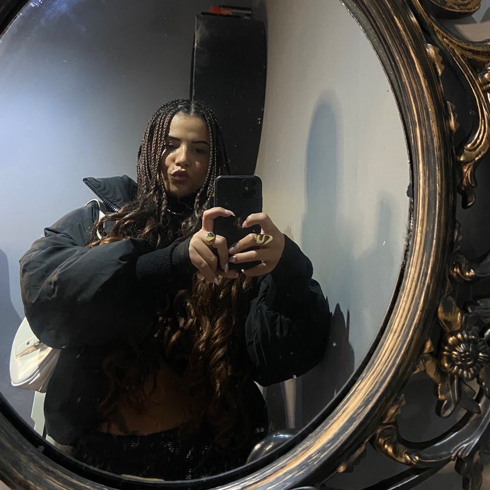 LARI LOURENÇO 