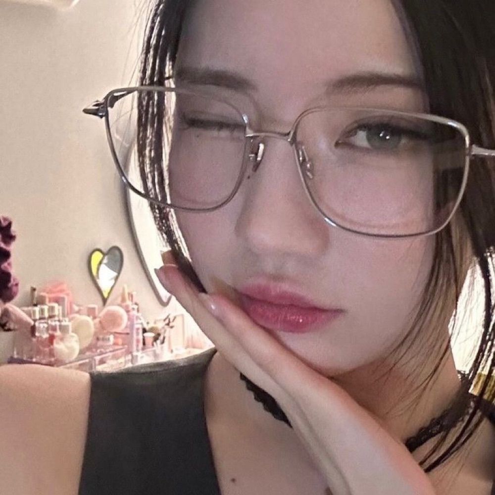 vic ౨ৎ (-11/21)