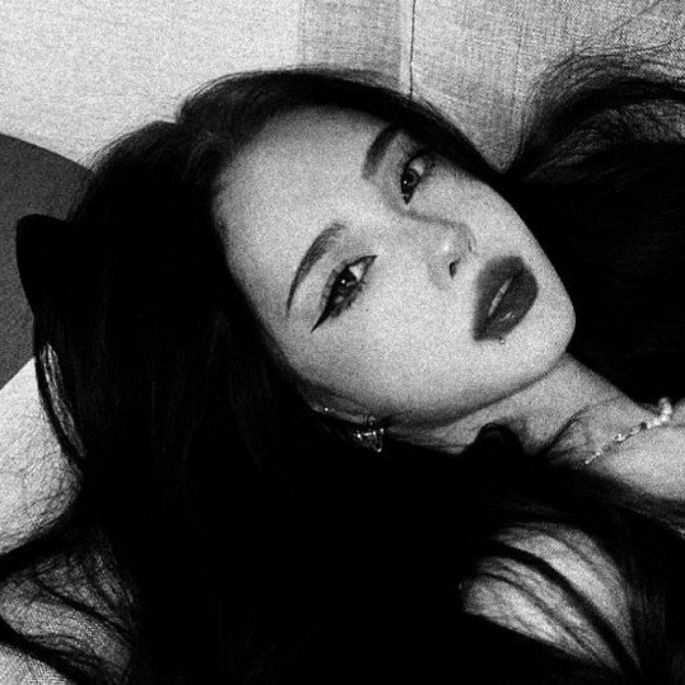 𝐝𝐞𝐚𝐫 𝐢𝐧𝐬𝐚𝐧𝐢𝐭𝐲, 𝒂𝒏𝒈𝒆𝒍𝒊𝒏𝒆.