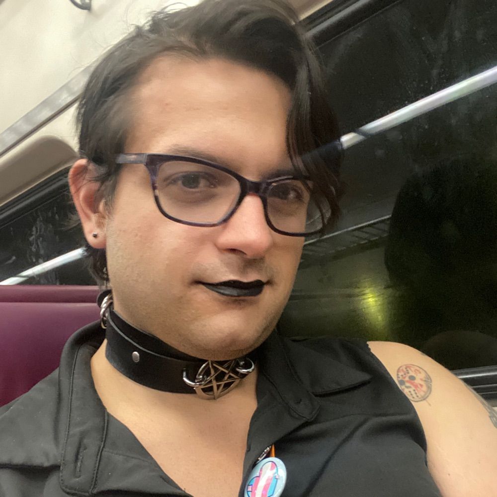 Quinn Bilodeau 🦇🏳️‍⚧️