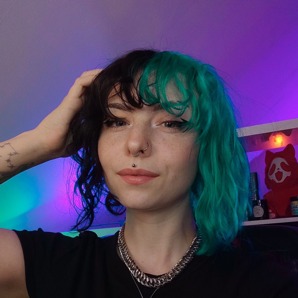 Litheriel 🔪✨ (they/she)