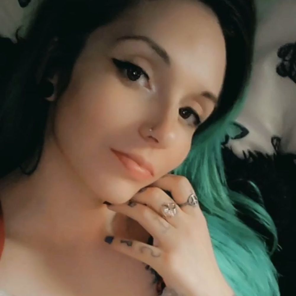 Lainey Rayne 🩵