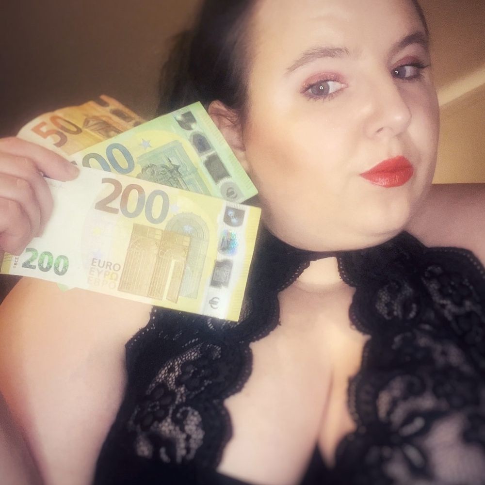 Goddess Su - Findom