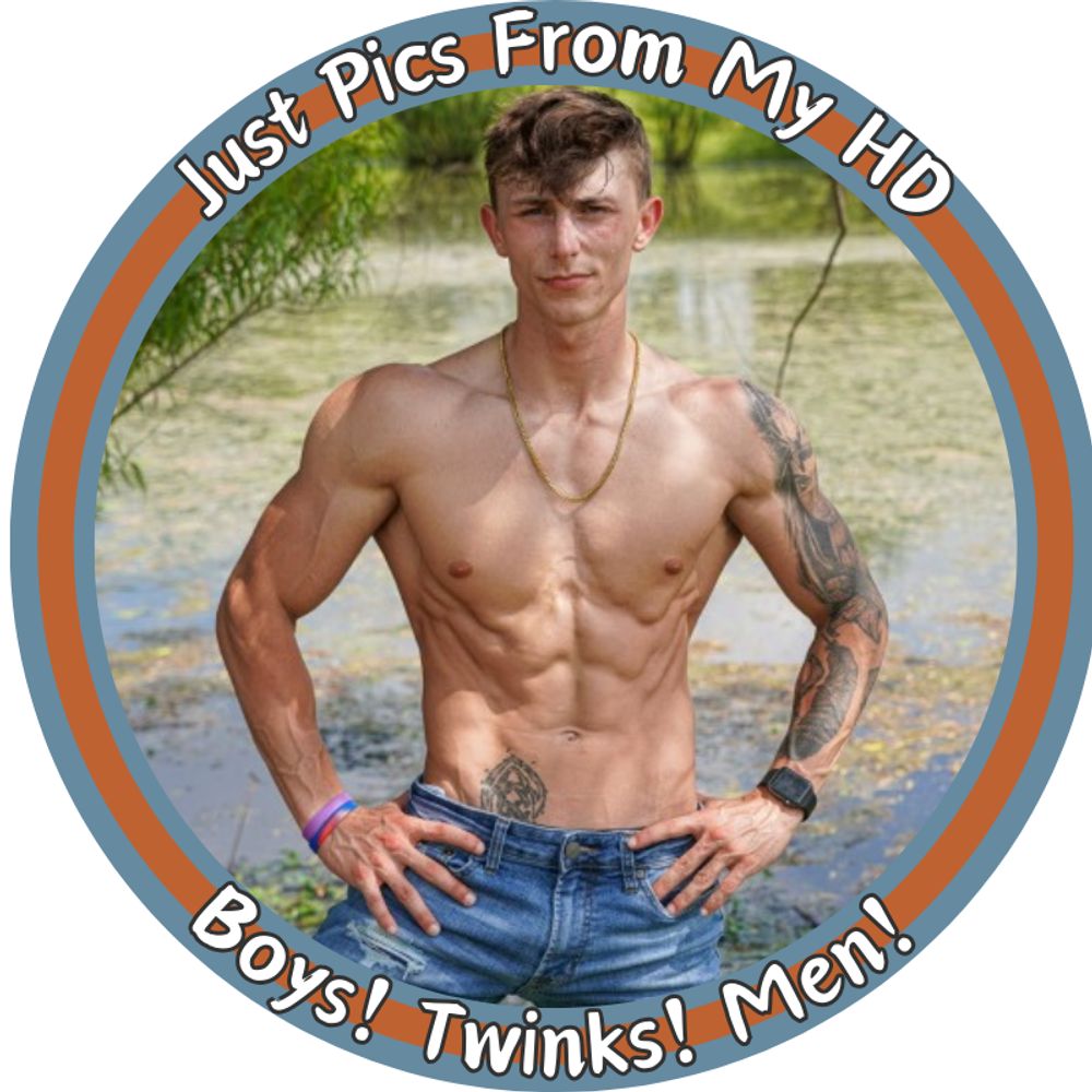 Just A Sexy Mix Of Men And Twinks
