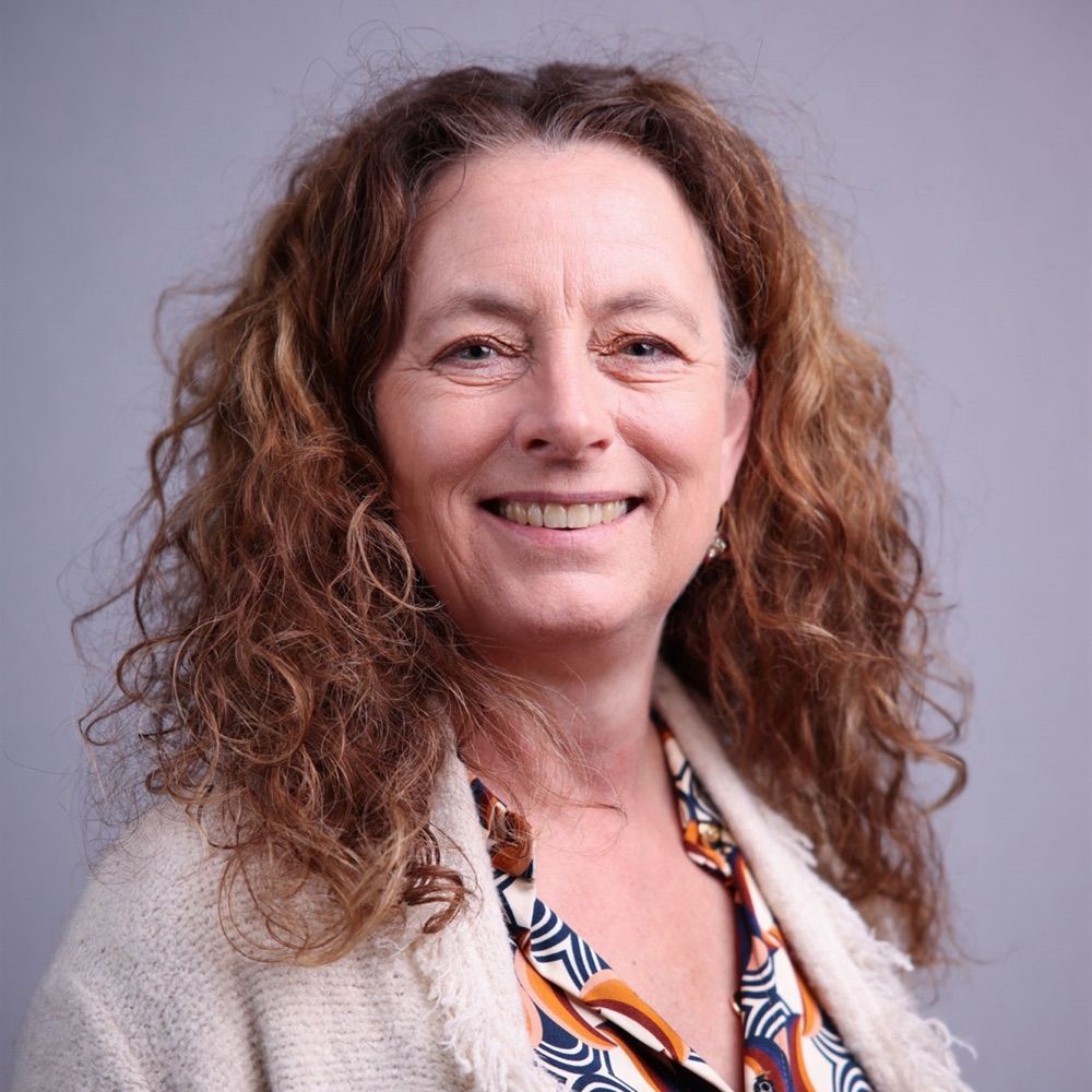 Jacqueline Schlangen