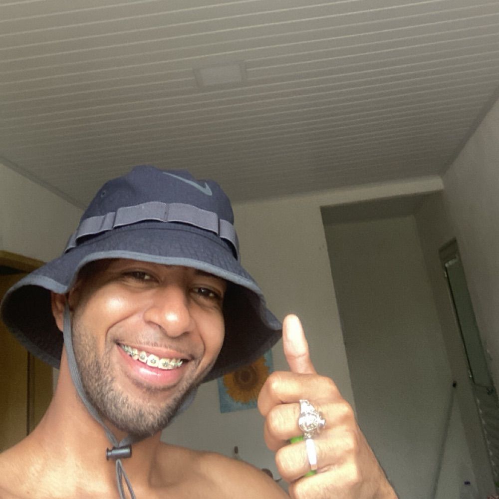 Biel apenas 