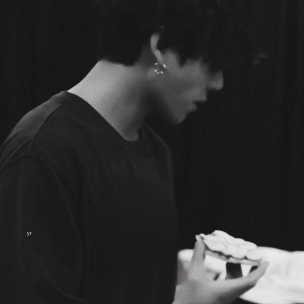  ㅤ𝐋.ㅤ