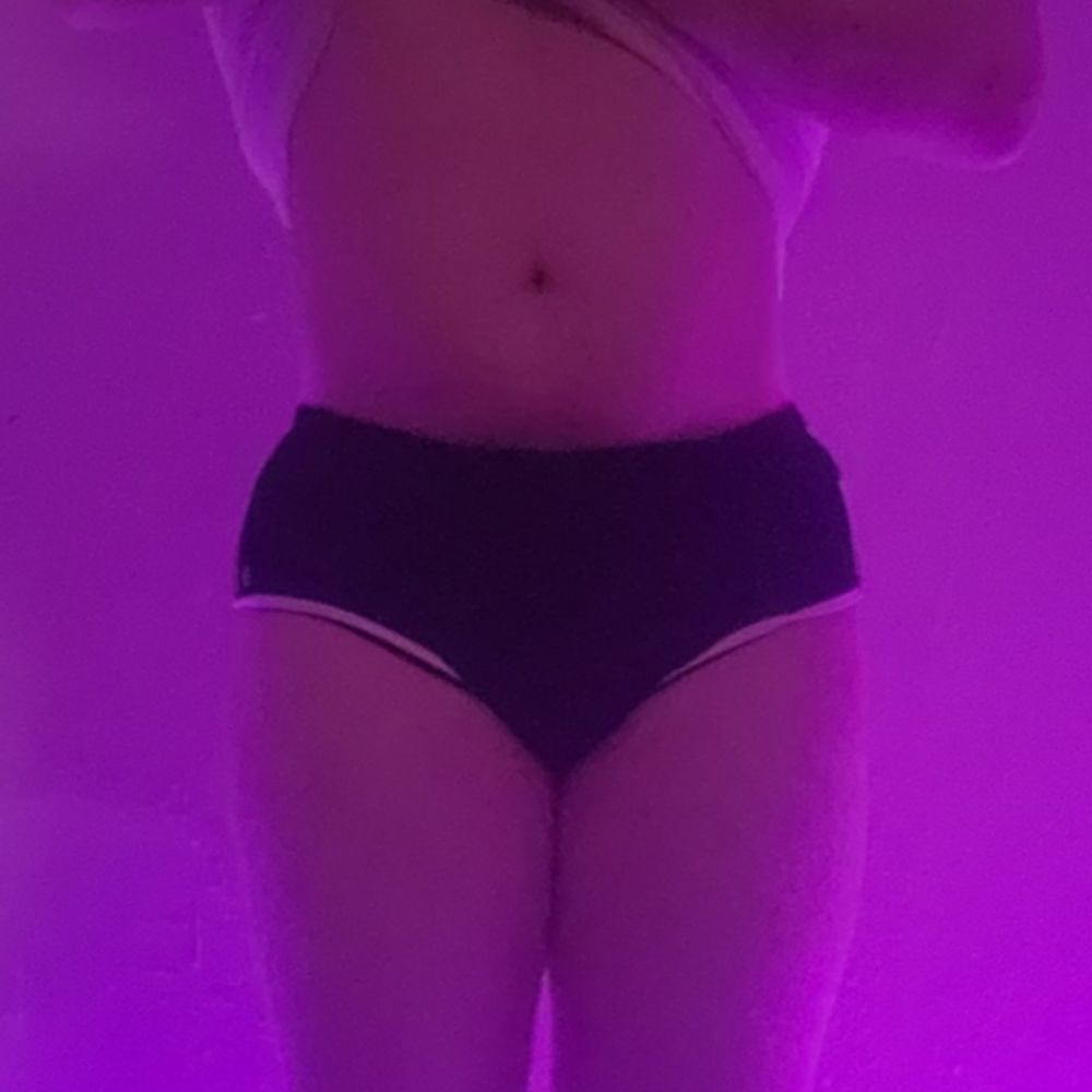 Horny Goth GF🖤