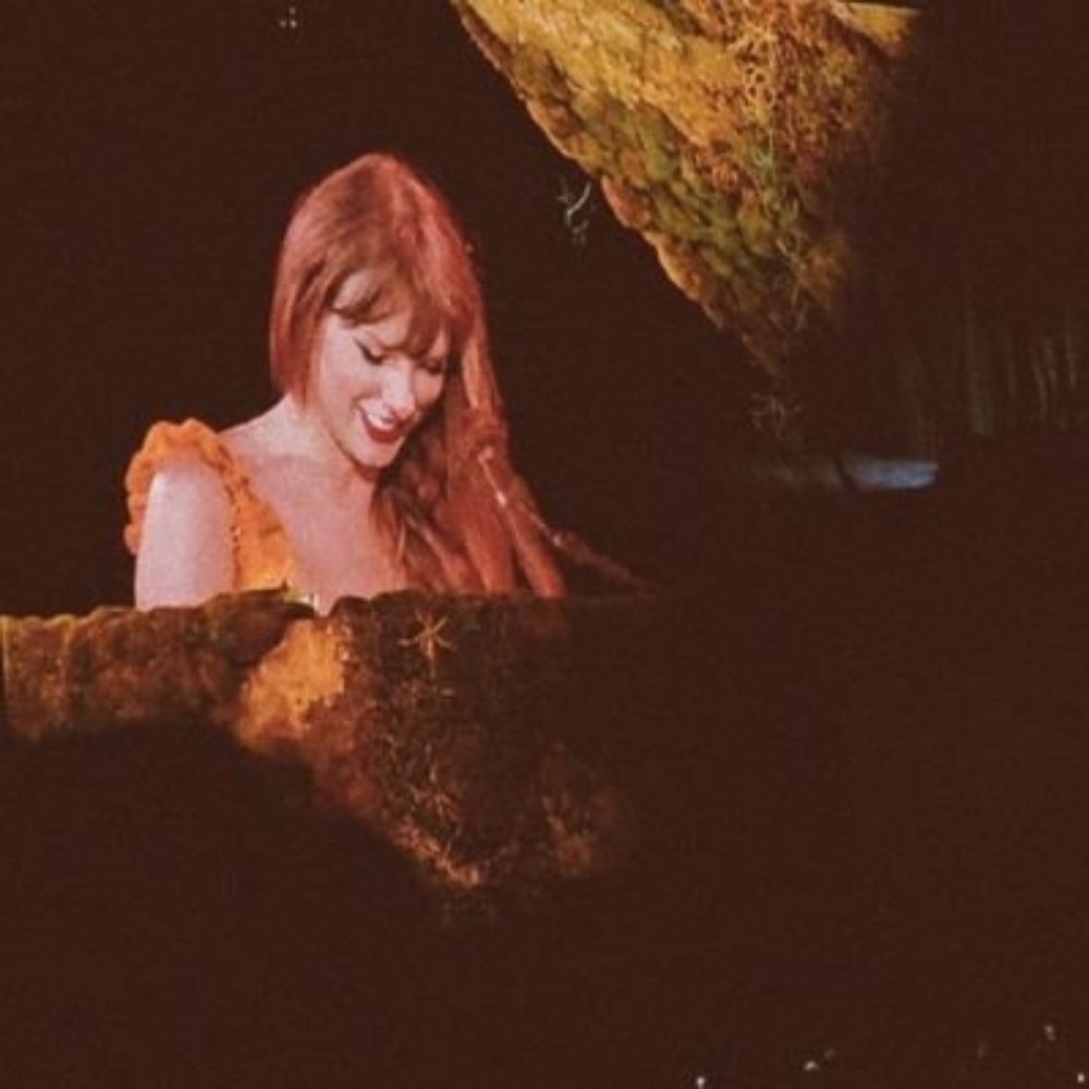 RAMONA  • 24/11/23 🕶