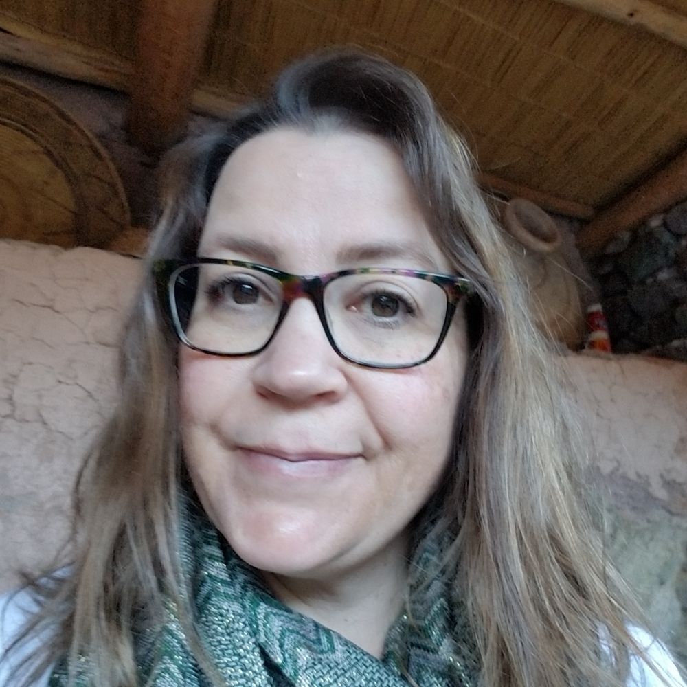 bibliophile2831.bsky.social profile picture