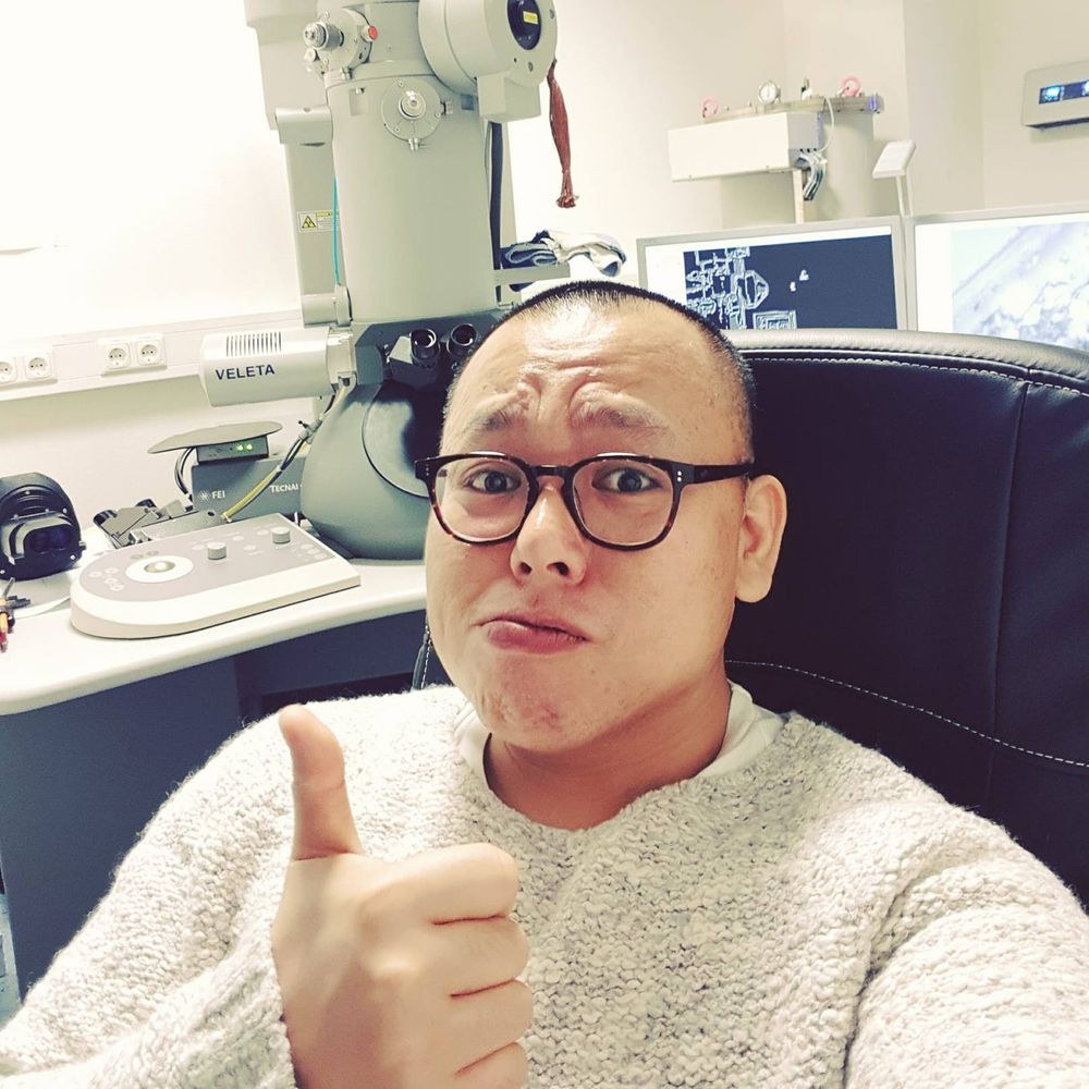 Van Nguyen-Dinh DVM. PhD.