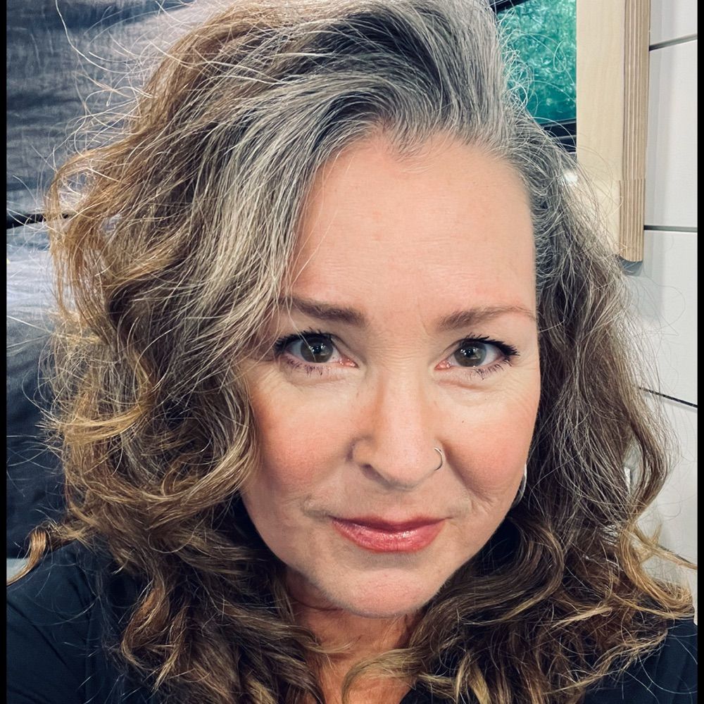 Dani McMahon ☪️ Podcast Manager & VA