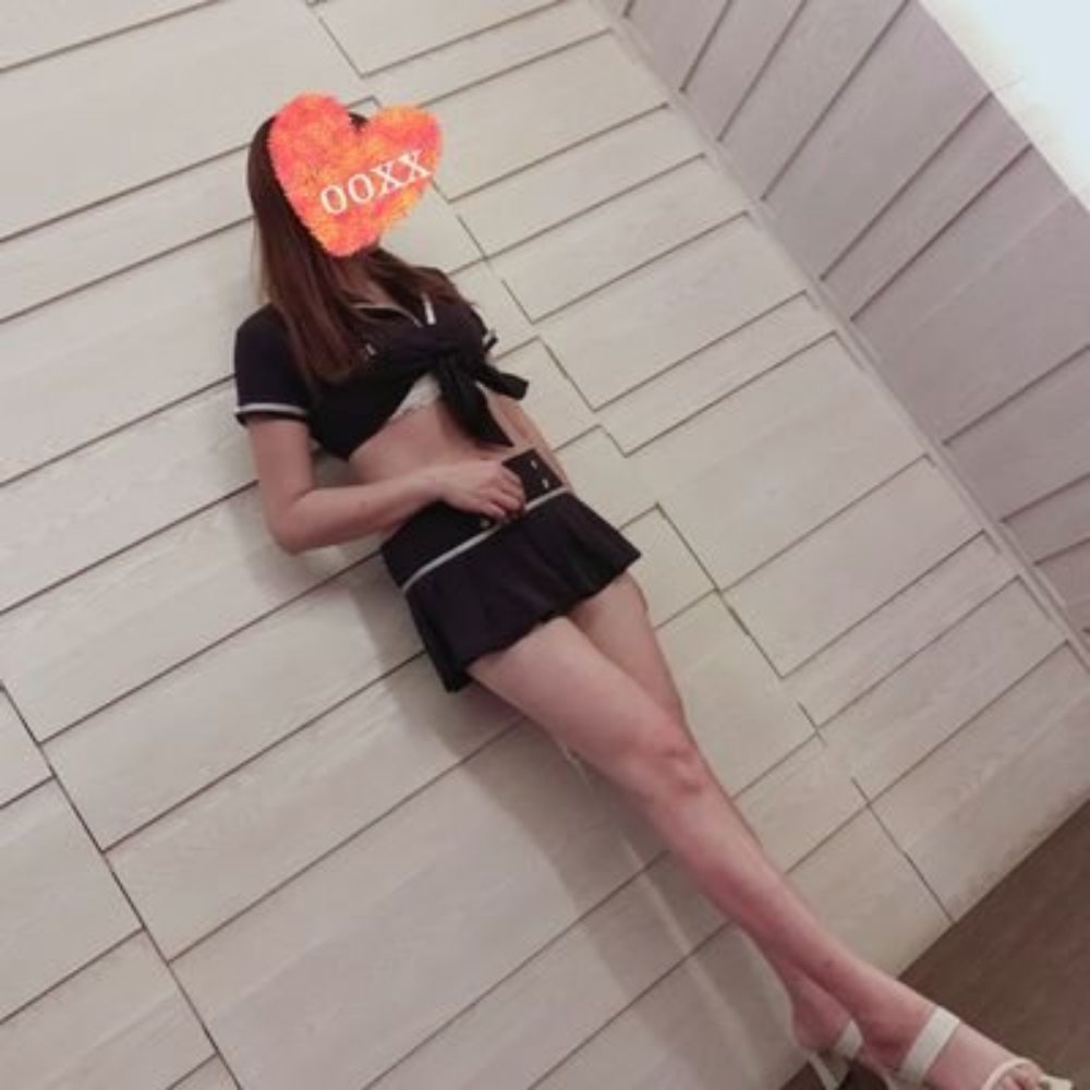 Lewis ooxx Ivy