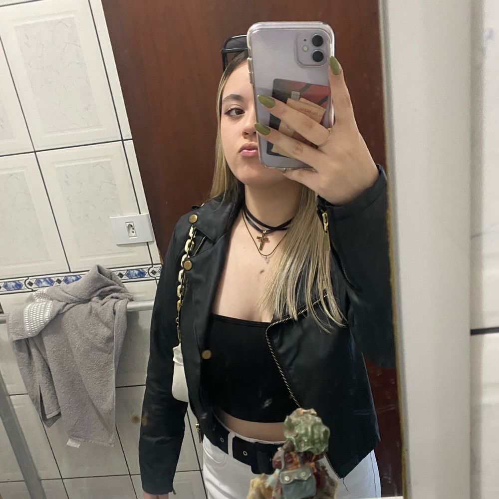 luiza 𝔠𝔞𝔭