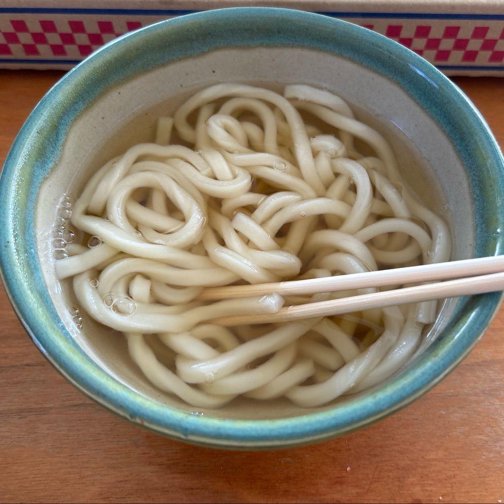 うどーん