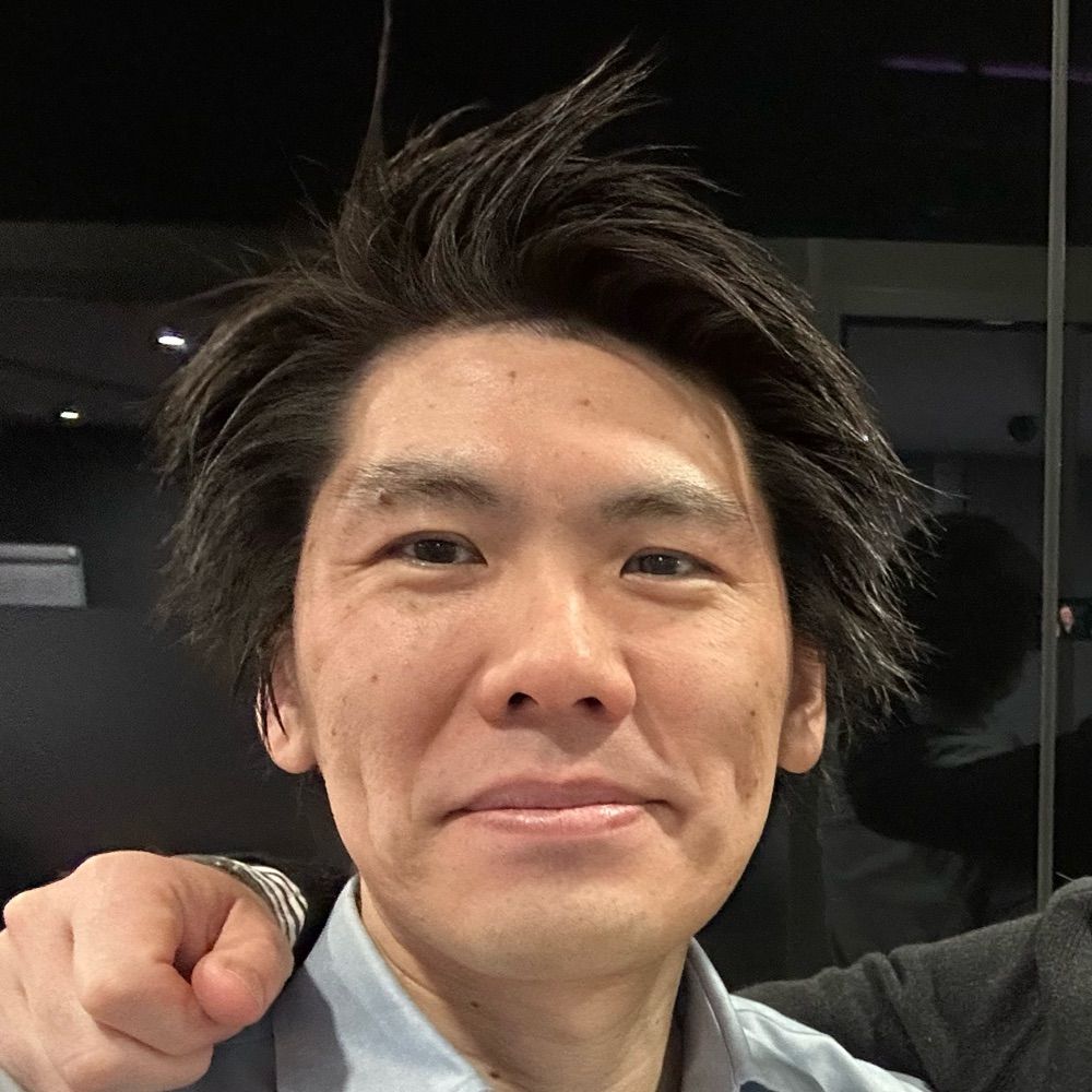 Toshi Suzuki