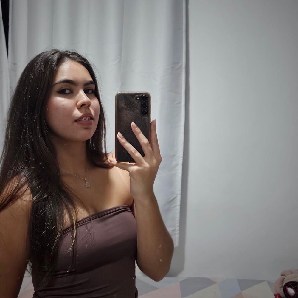 júlia ˖ ࣪⭑