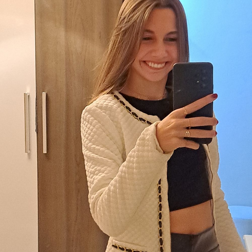 laura