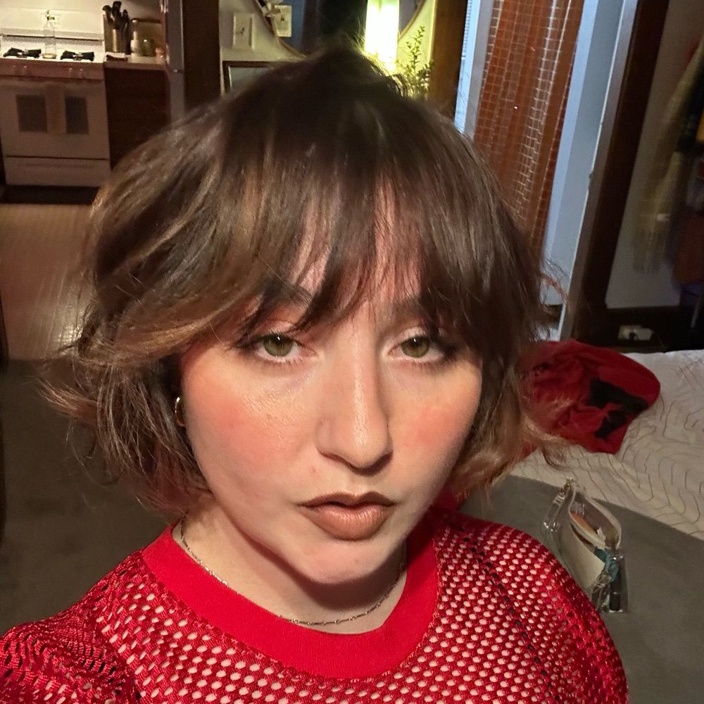 dee :)