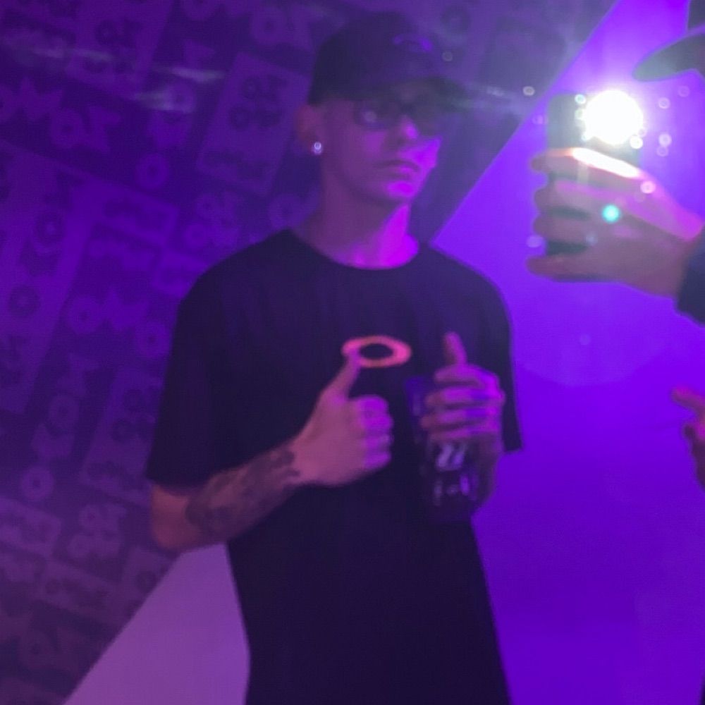 𝓛𝓮𝓸𝓷𝓪𝓻𝓭𝓸 𝓫𝓮𝓻𝓽𝓮𝓵𝓲 👑