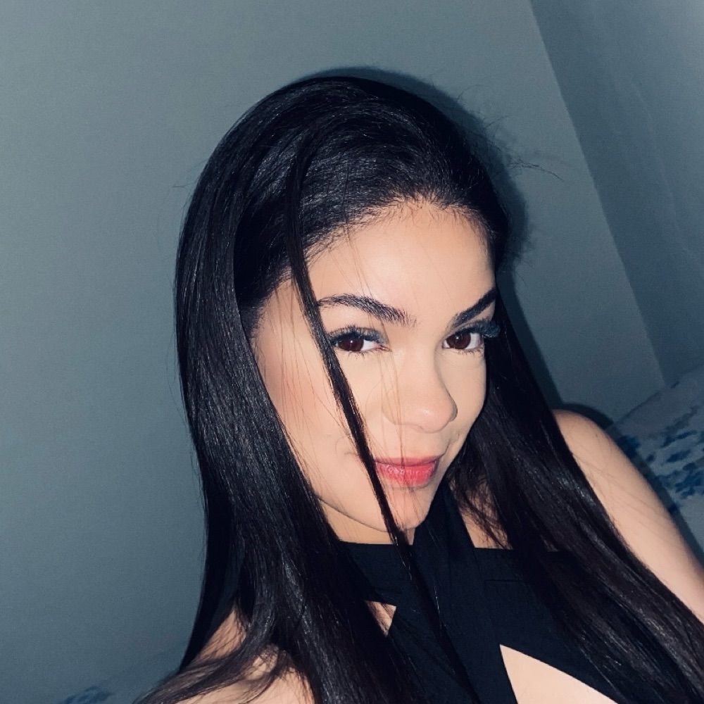 Ana Caroline