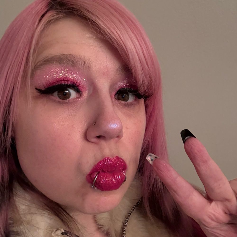 ｡ 🎀 𝒢😍𝒹𝒹𝑒𝓈𝓈 𝒮💍𝓁𝓋𝑒𝒾𝑔 🎀 ｡