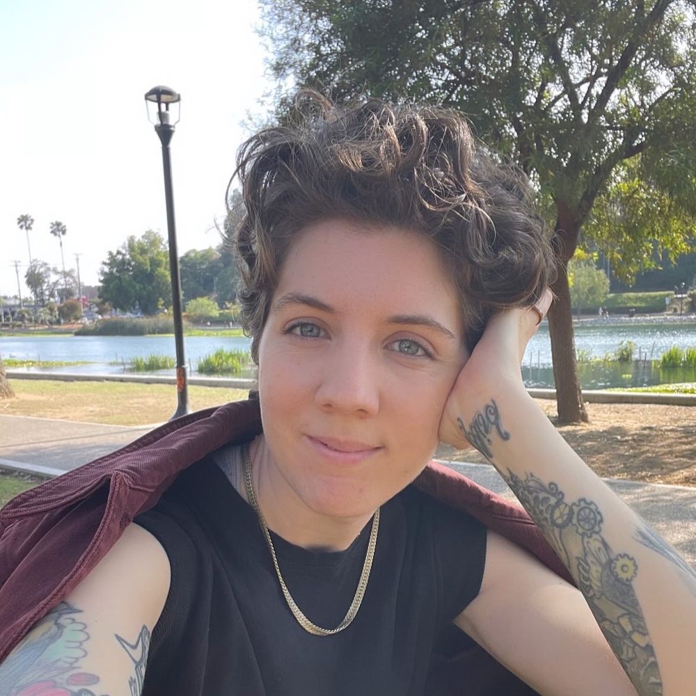 Jess.esa (they/them) Writer & Editor