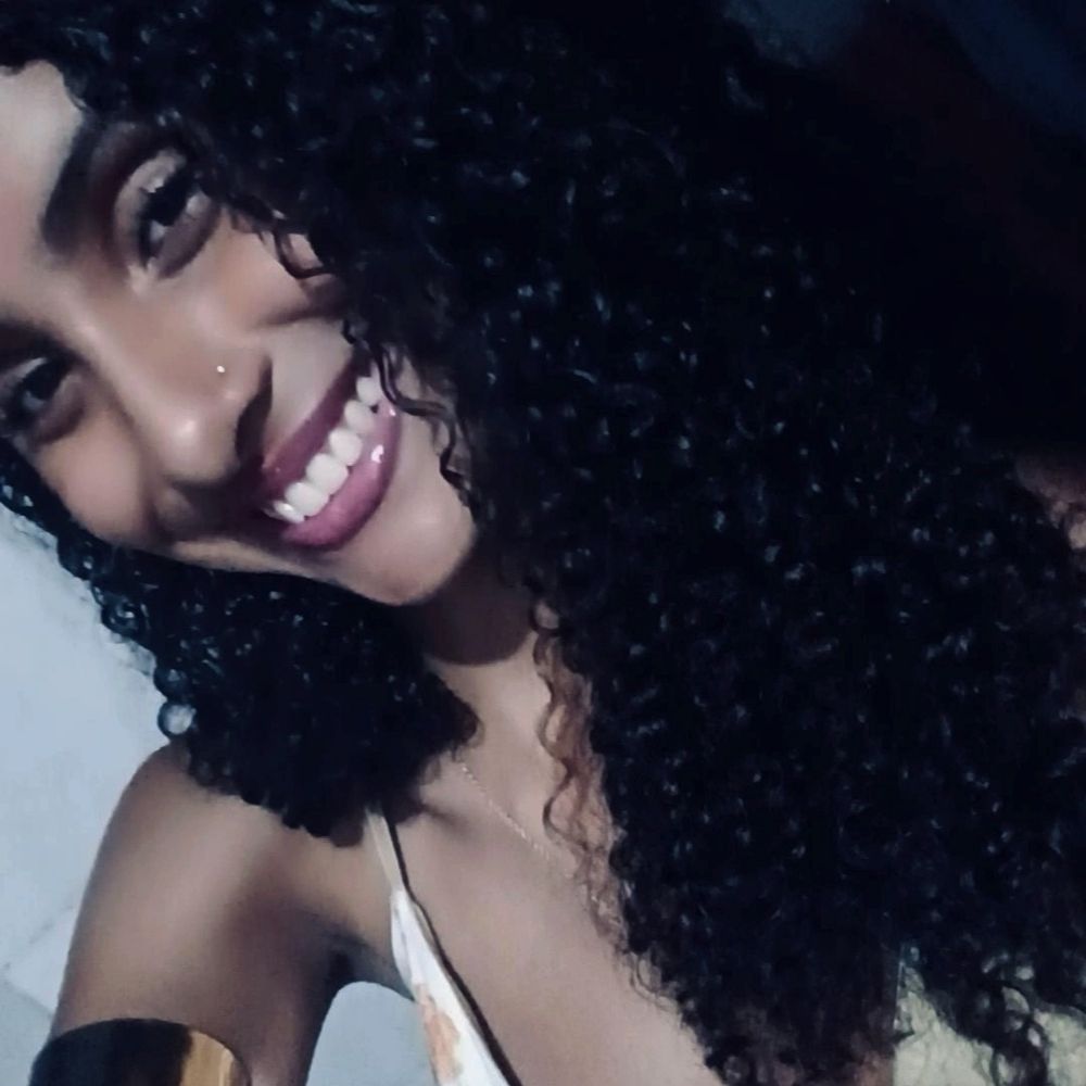 Monique Celestino 