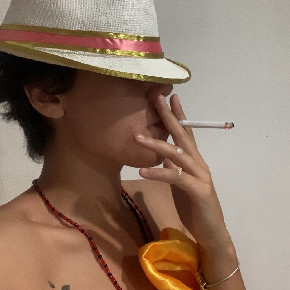Rosa cheia de espinhos 