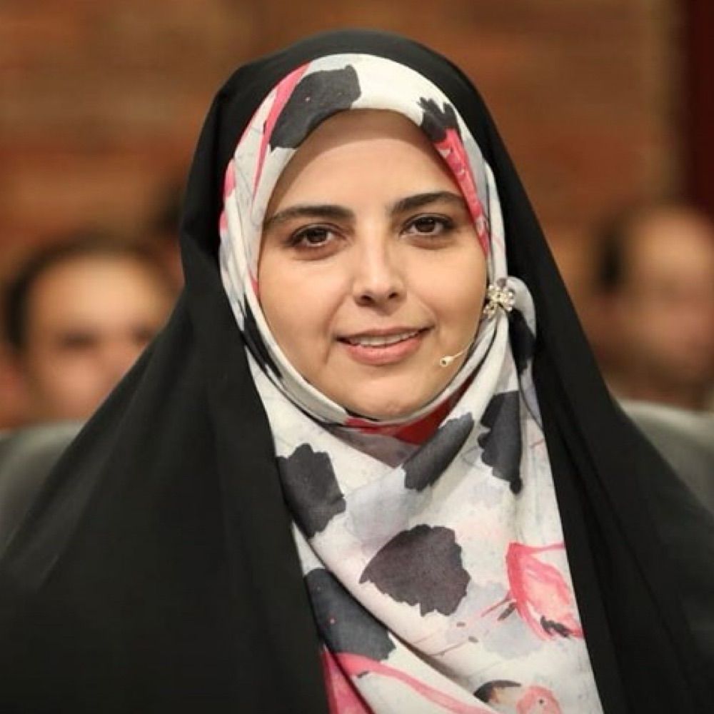 مینا مهرنوش