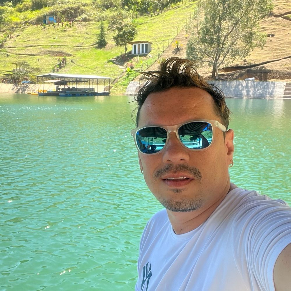 Diego Aros Herrera.