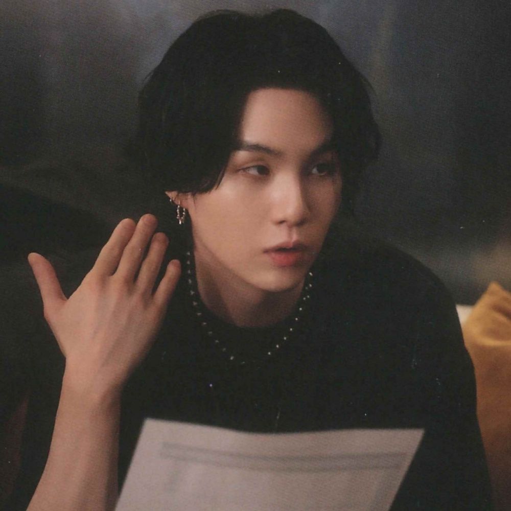 Lly⁷ ᵇᵗˢ ʸᵉᵃʳ🌌
