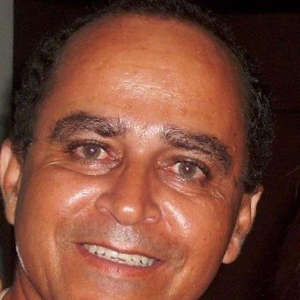 Esio David  de Lima     -     Engenheiro          Civil 