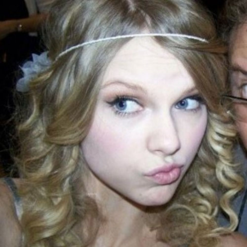 ༺✮ Teilor suifiti ✮༻ (taylor's version)