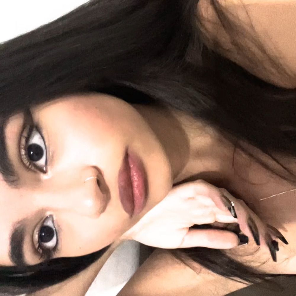 isa ꨄ