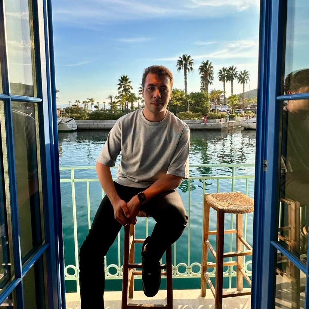 Aziz Devrim