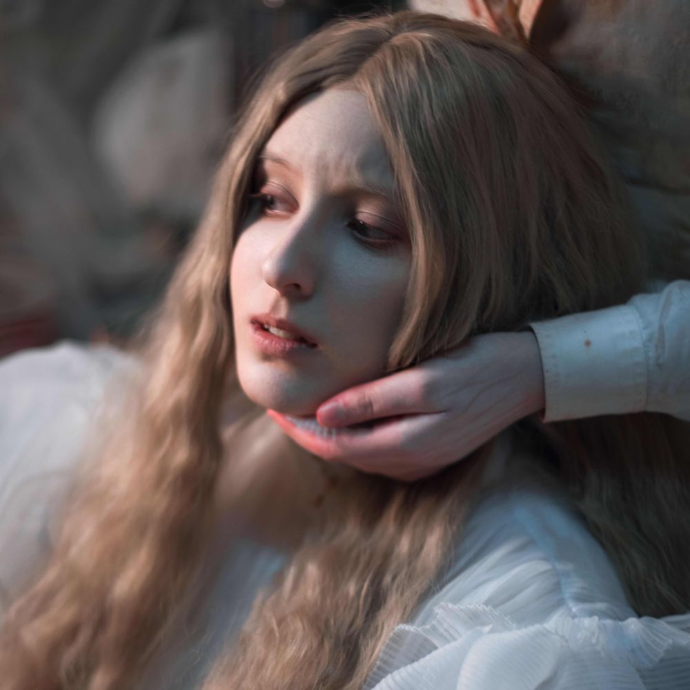 Alina Vakarian