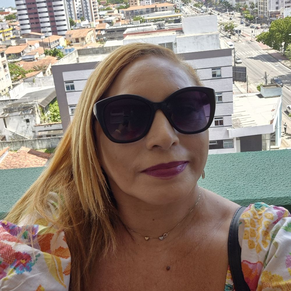 Ester Nascimento 