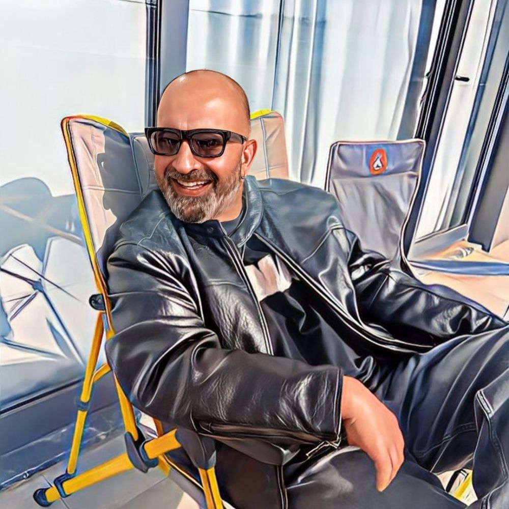HelloAkın