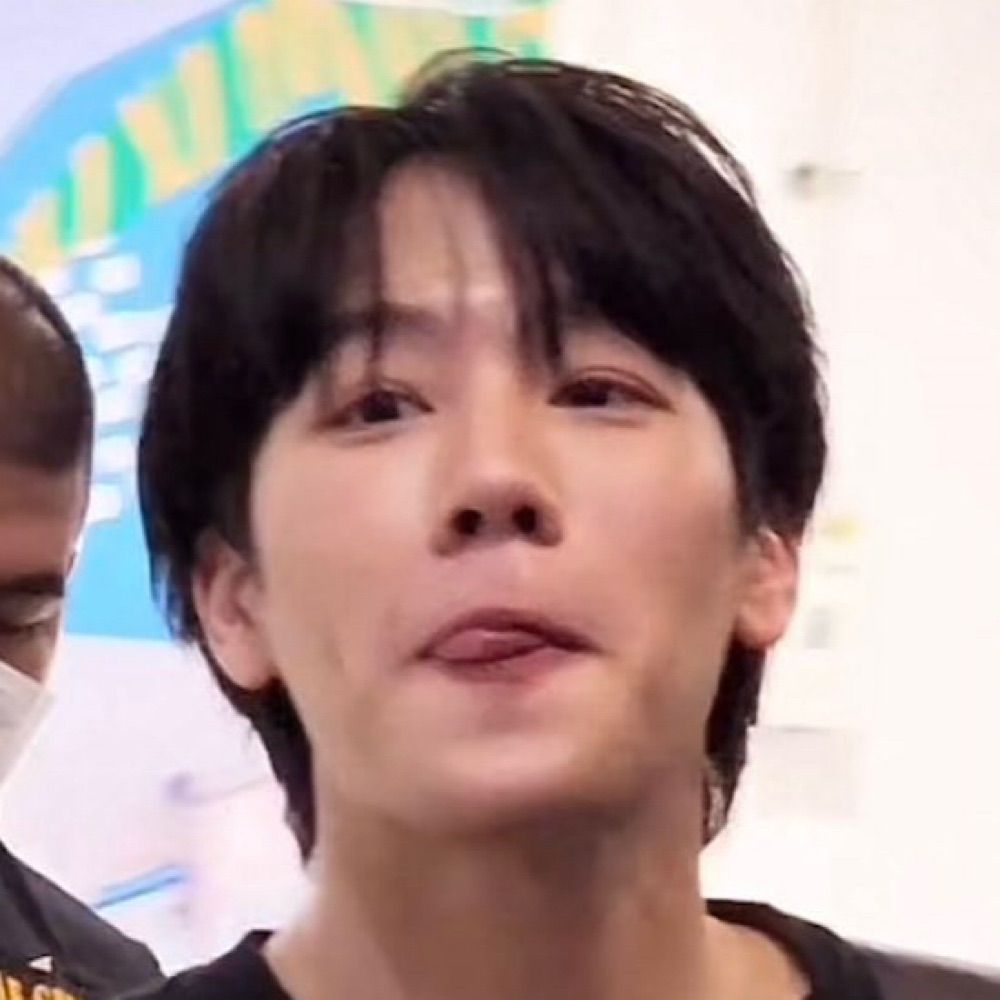 มุชิมิตะ *◜ᯅ◝ 