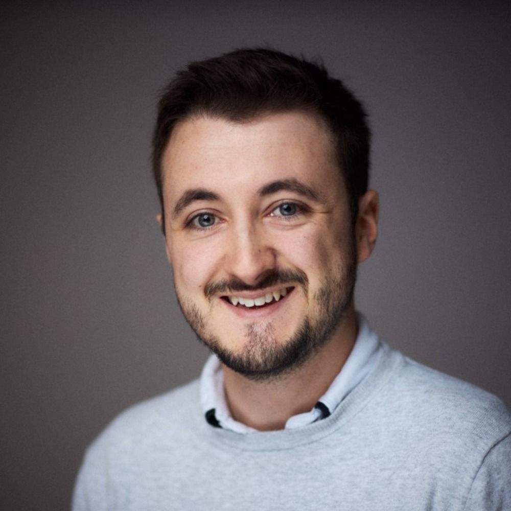 Simon Davis