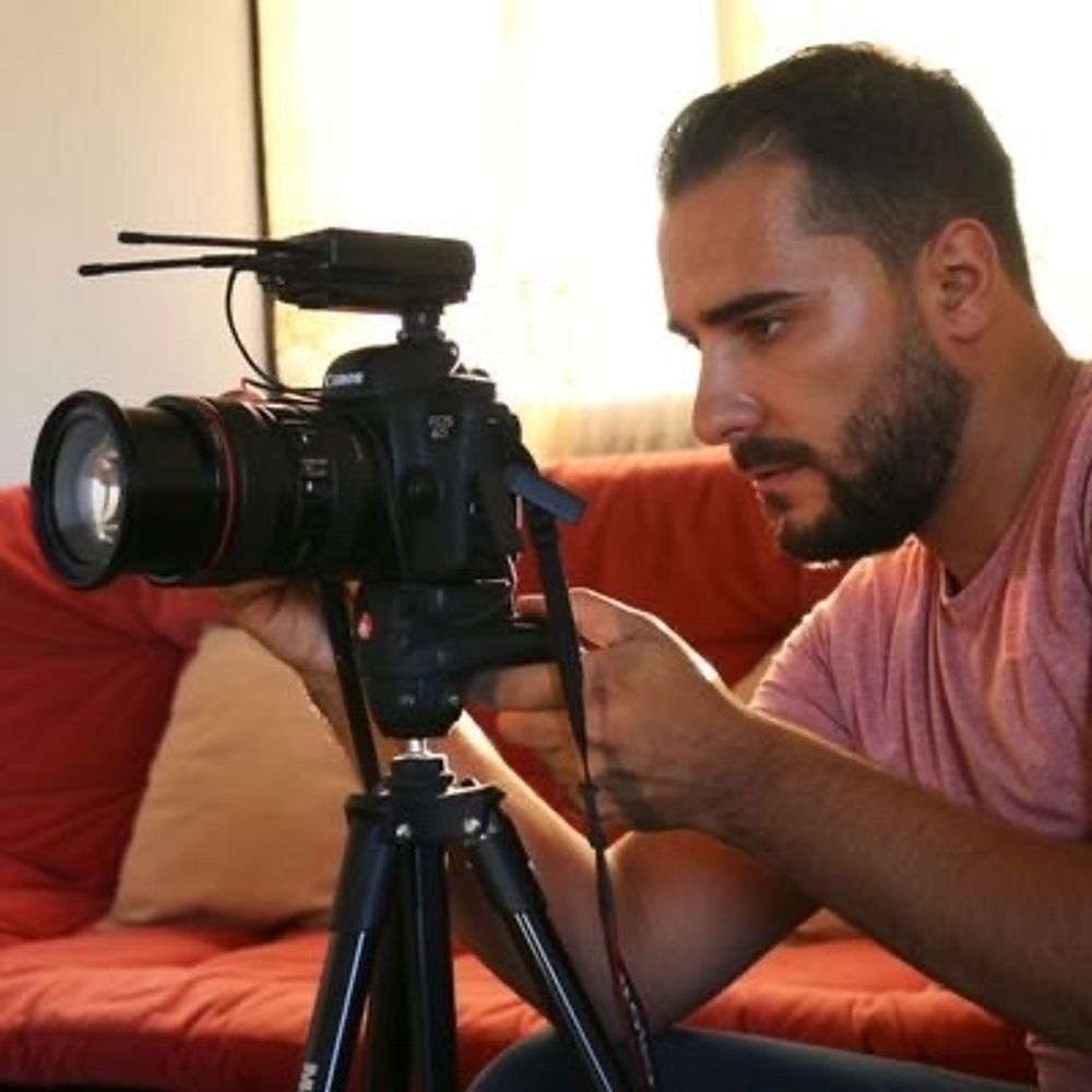Fared Al Mahlool | فريد المحلول's avatar