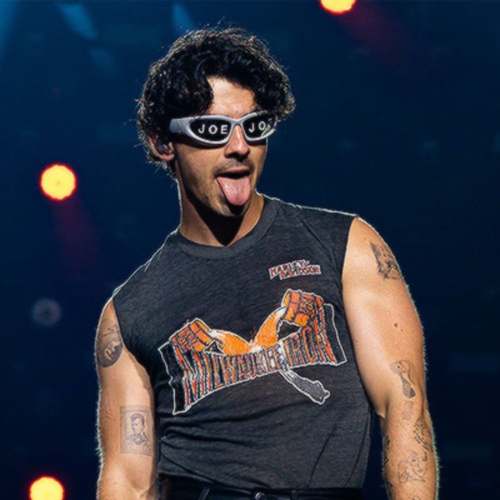 joe jonas pics
