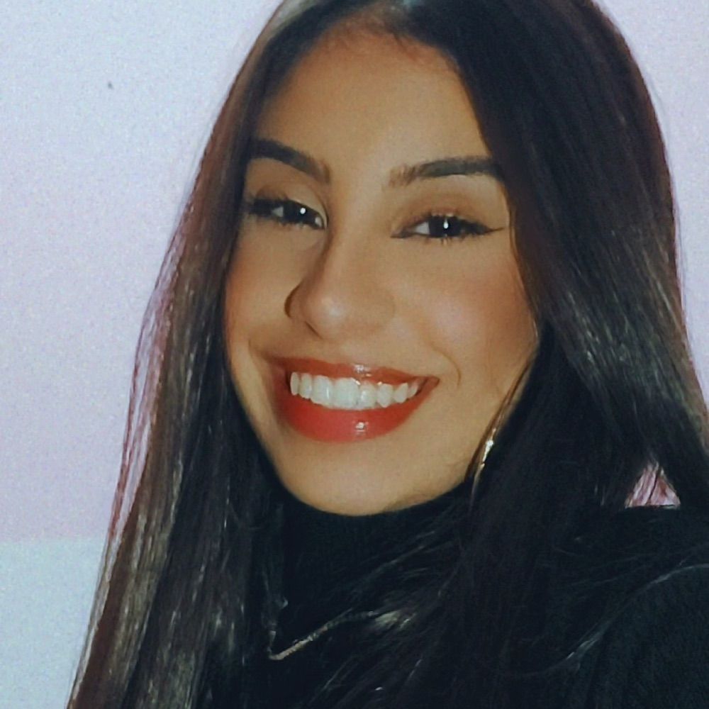 Leandra Leal